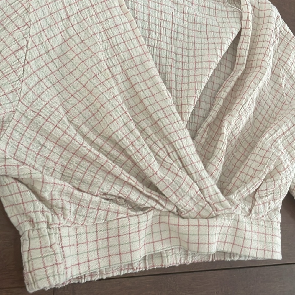 5/$25 Zara Women's Cream Checkered crop Top - Picture 3 of 7